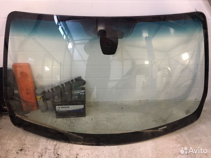 Стекло лобовое Renault Kangoo 2(2295)
