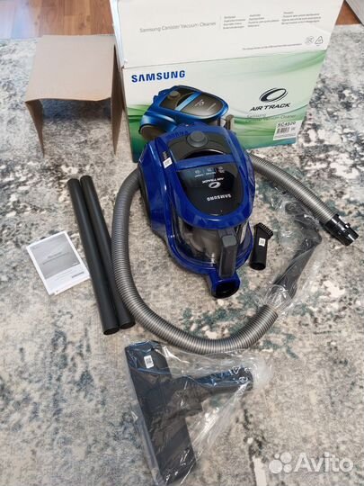 Безмешковый пылесос samsung новый