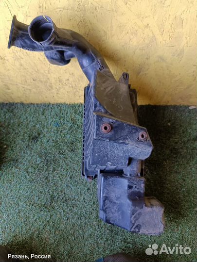 Корпус воздушного фильтра Nissan Almera N16 QG18