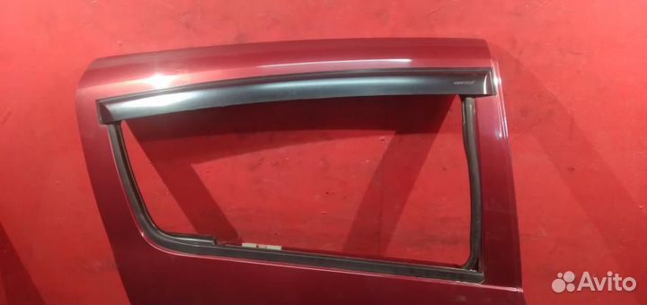 Сандеро дверь задняя правая красная Sandero 1