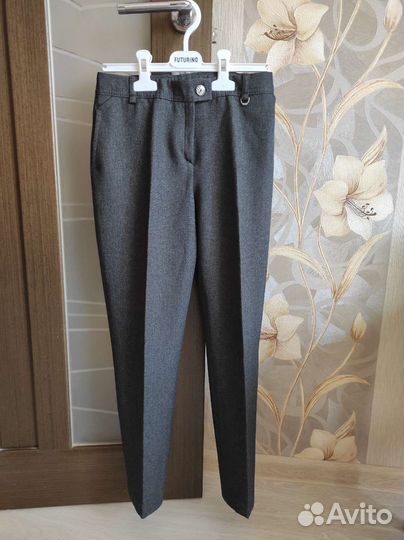 Школьная форма на девочку (серая)