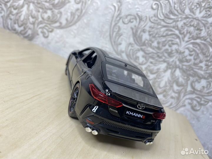 Модель Toyota Camry Khann 1:24/Тойота Камри Кханн