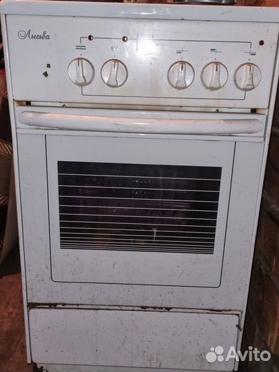 Плита электрическая Лысьва 2 шт и Веко