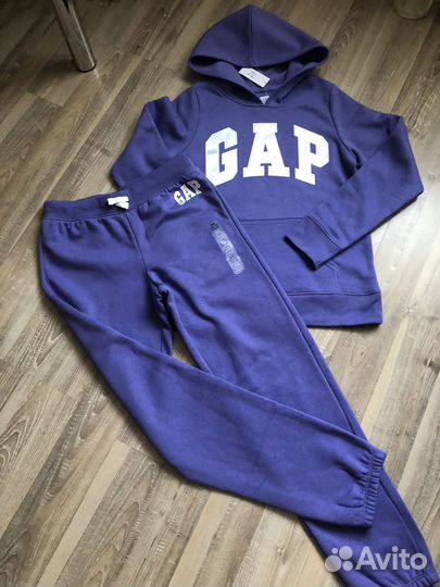 Костюм GAP новый