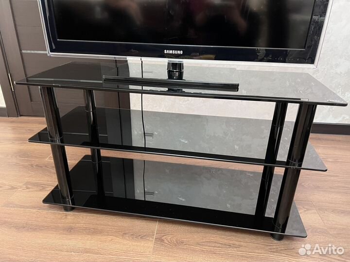 Тумба под телевизор