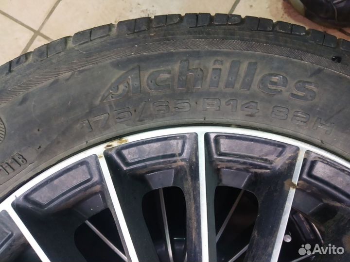 Achilles 122 175/65 R14 82H