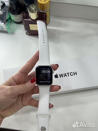 Apple watch SE series 6 40 mm