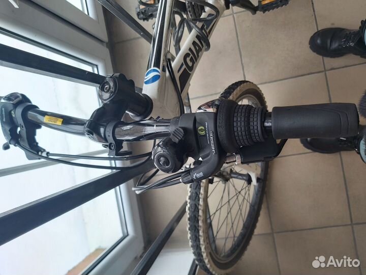 Велосипед подросток,giant