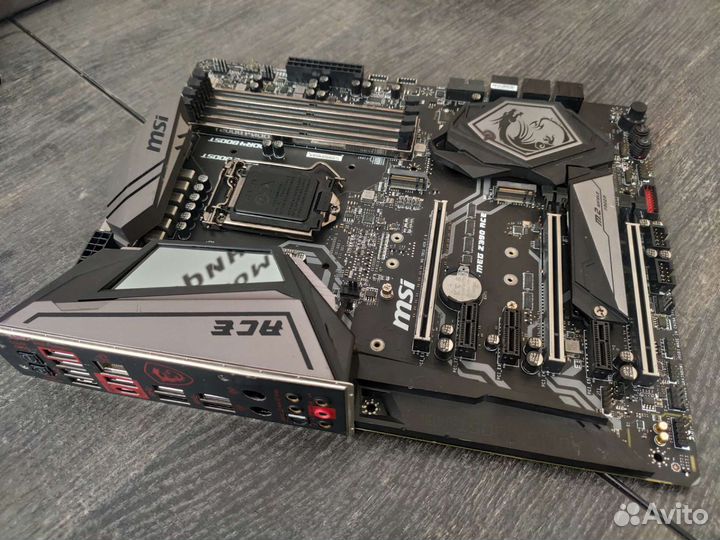 Материнская плата MSI MEG Z390 ACE