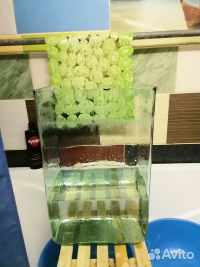 Вазы для цветов и стеклянная ёмкость на 60л