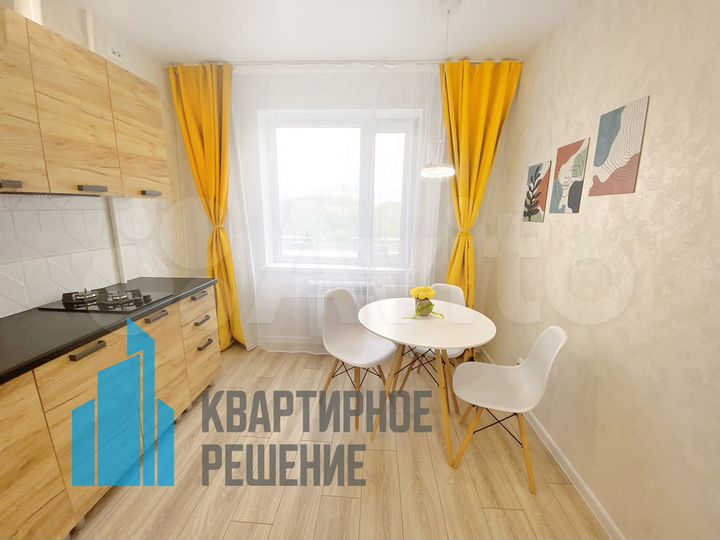 2-к. квартира, 54 м², 3/10 эт.