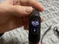 Продам часы xiaomi Mi Band 4