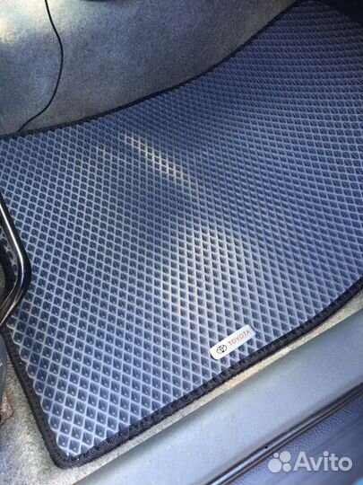 Автоковрики автомобильные toyota Prius XW20 03-11