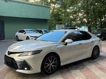 Toyota Camry 2.5 AT, 2018, 138 000 км, с пробегом, цена 2 780 000 руб.