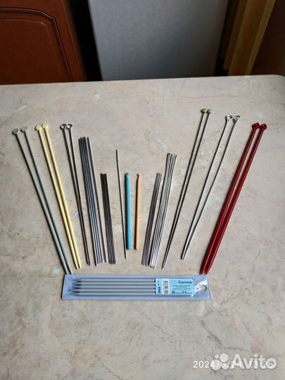 Спицы + крючки д/ вязания (11 ком-в, цена за все)