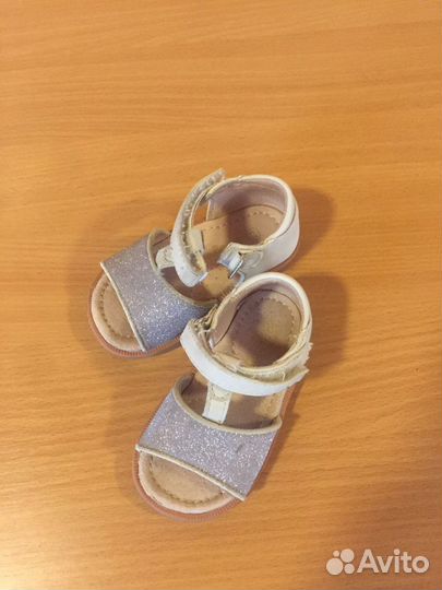 Босоножки для девочки