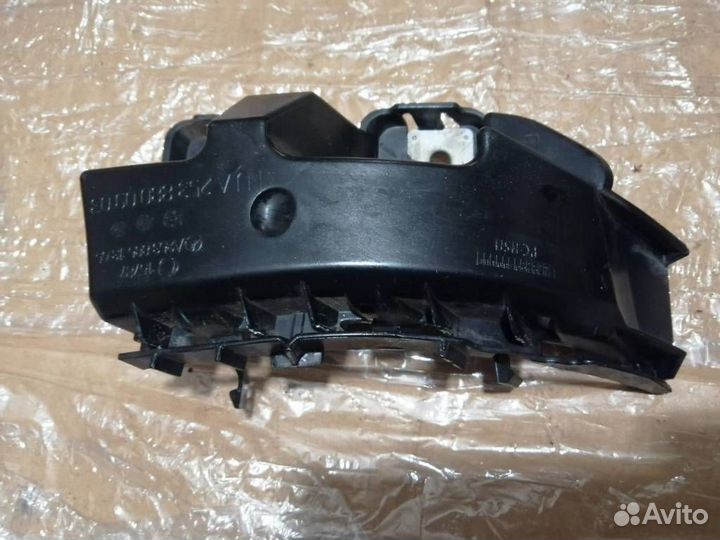 Кронштейн заднего бампера левый Mercedes-Benz GLC