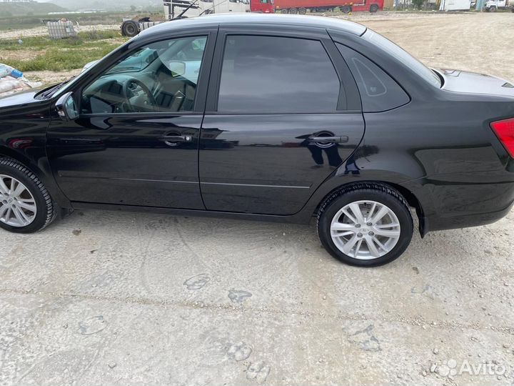 LADA Granta 1.6 МТ, 2023, 13 000 км