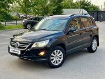 Volkswagen Tiguan 2.0 AT, 2009, 257 000 км, с пробегом, цена 1 000 000 руб.