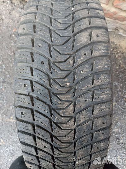Michelin Agilis X-Ice North 205/65 R16
