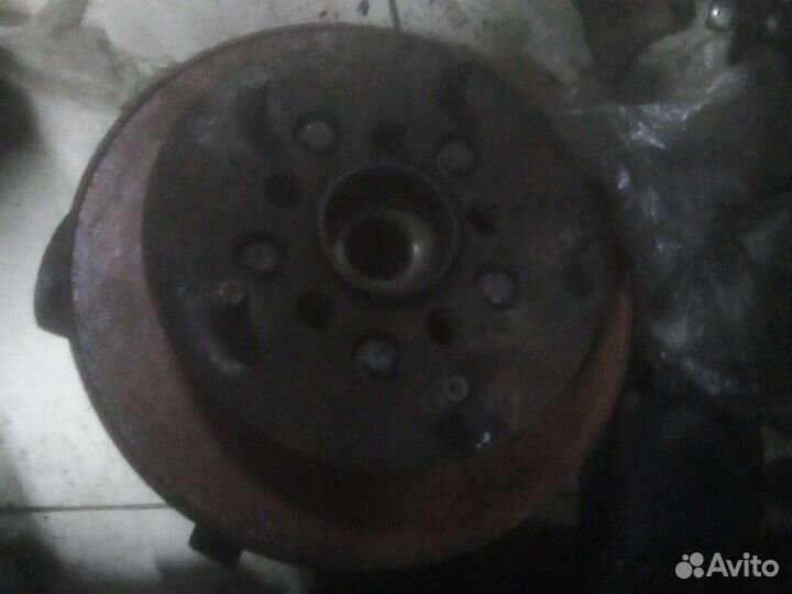 Форд транзит 2007 паваротный кулак правый цапфа