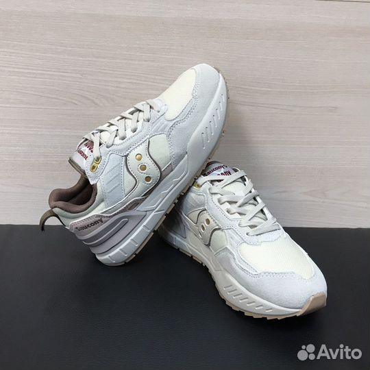 Кроссовки Saucony 5000X женские бежевые