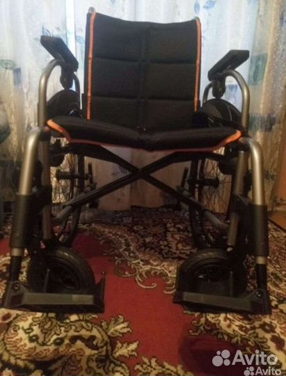Кресло-коляска новая
