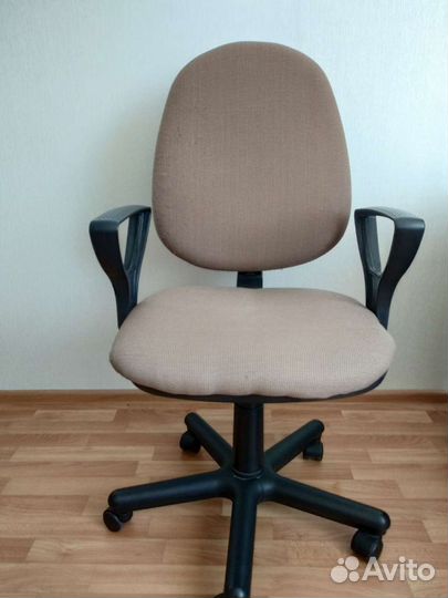 Компьютерный стул