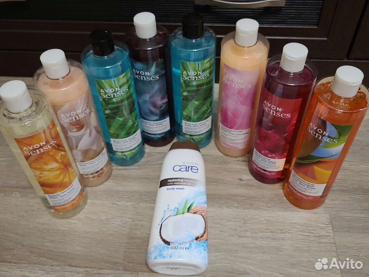 Гели для душа Avon
