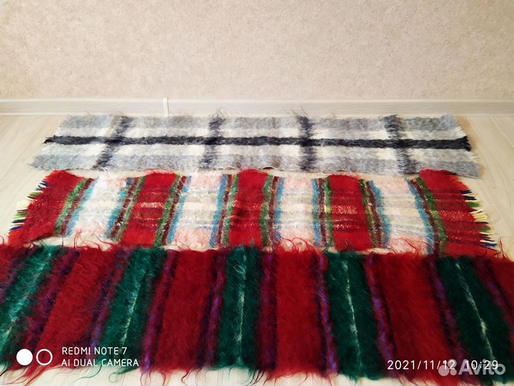 Шарфы, платки, шапки