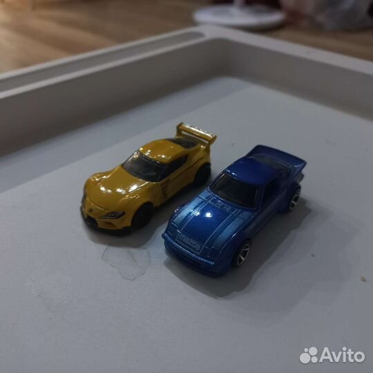 Hot wheels машинки
