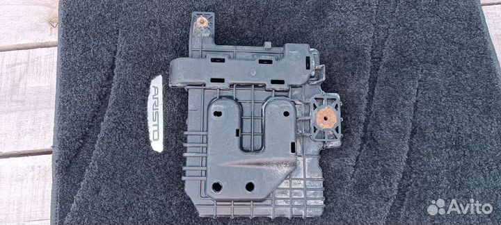 Площадка аккумулятора Киа Церато 2