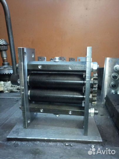 Табакорезка новая 135/40/1 для дома