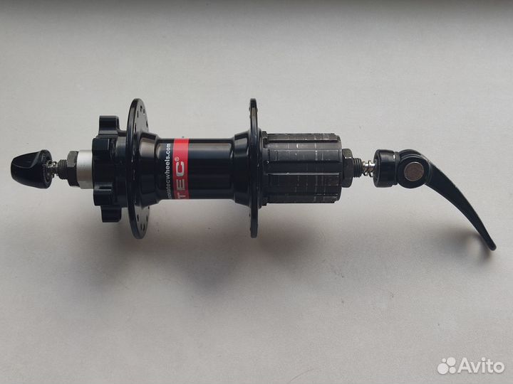 Велосипедная втулка Novatec D142SBT 32 спицы