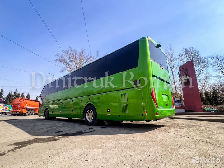 Туристический автобус Zhong Tong LCK6127H Compass, 2024