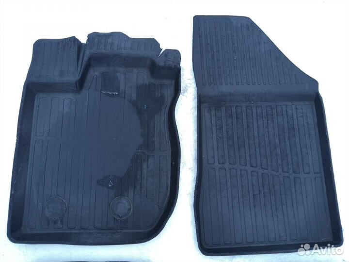 Коврики резиновые LADA X-Ray