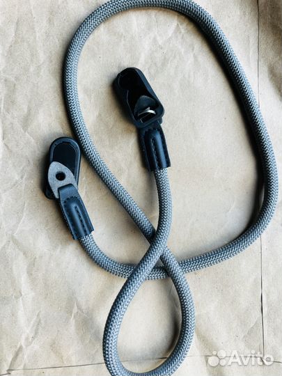 Ремень для фотокамеры серый