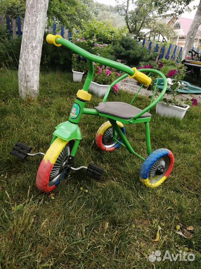 Трёхколёсный велосипед