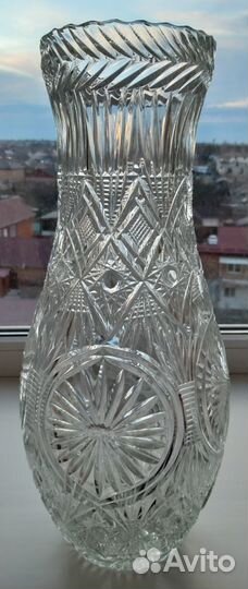 Ваза хрустальная напольная