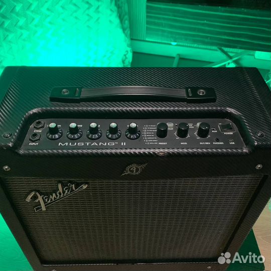 Комбоусилитель Fender для электрогитары