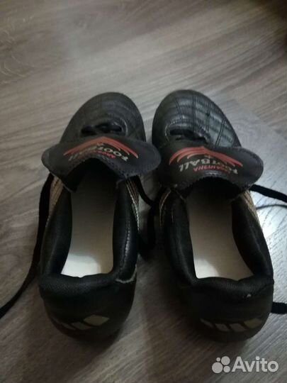 Футбольные бутсы