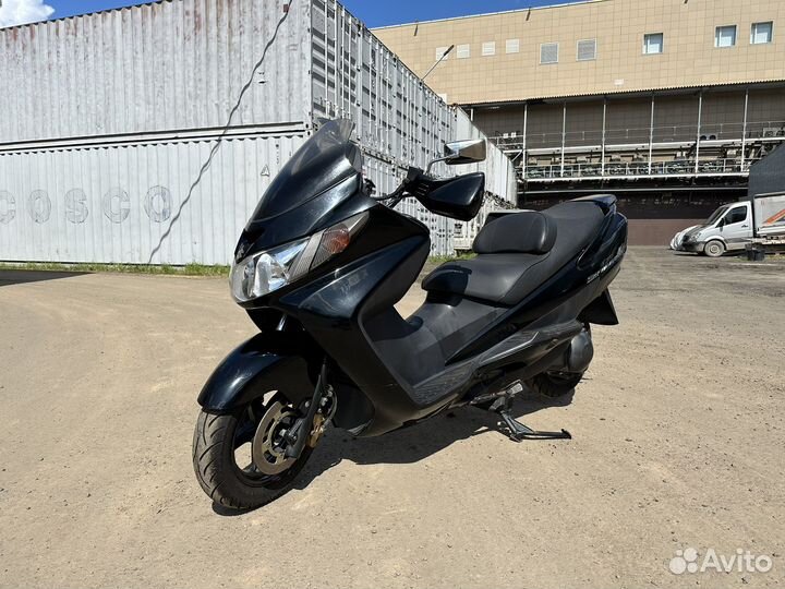 Suzuki SkyWave 250