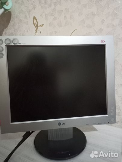 Монитор LG