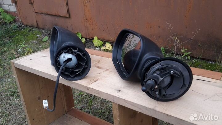 Зеркало для рено логан правое и левое б\у