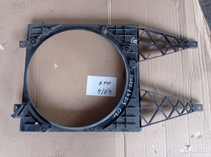 Диффузор радиатора Фольксваген Поло 2007 год