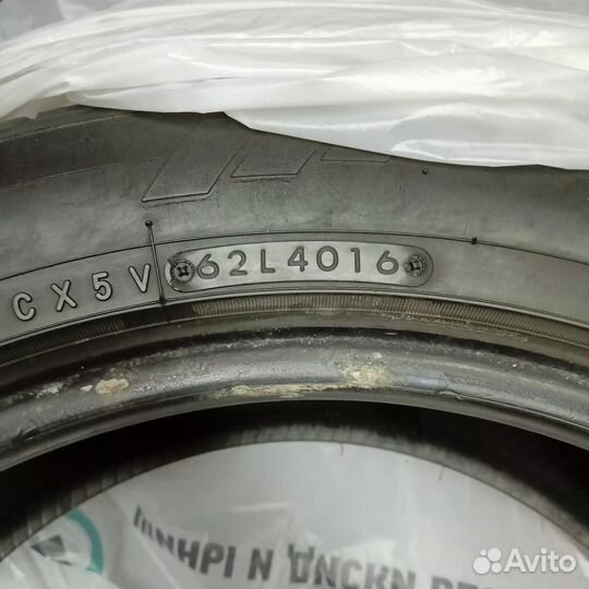 Toyo Proxes T1 Sport 235/50 R18