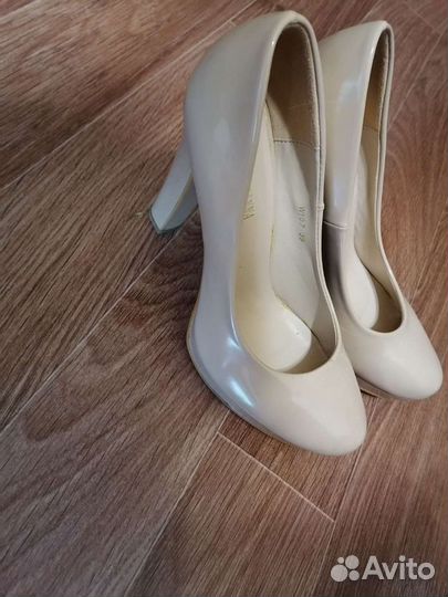 Туфли женские 39 размер