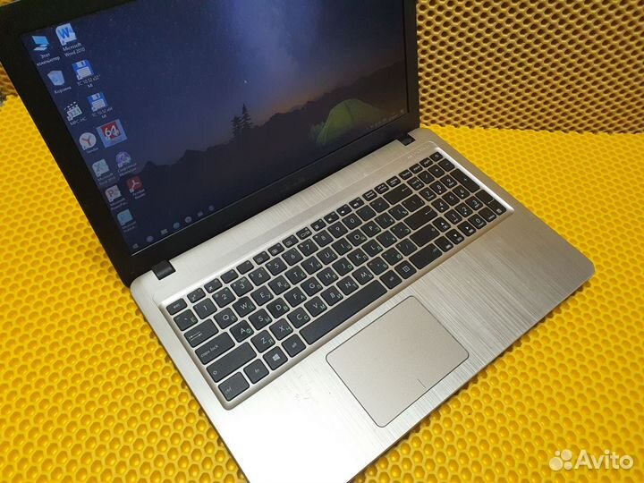 Ноутбук asus X540Y