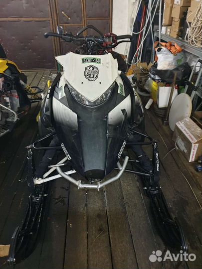 Arctic Cat M8000 Sno Pro 153