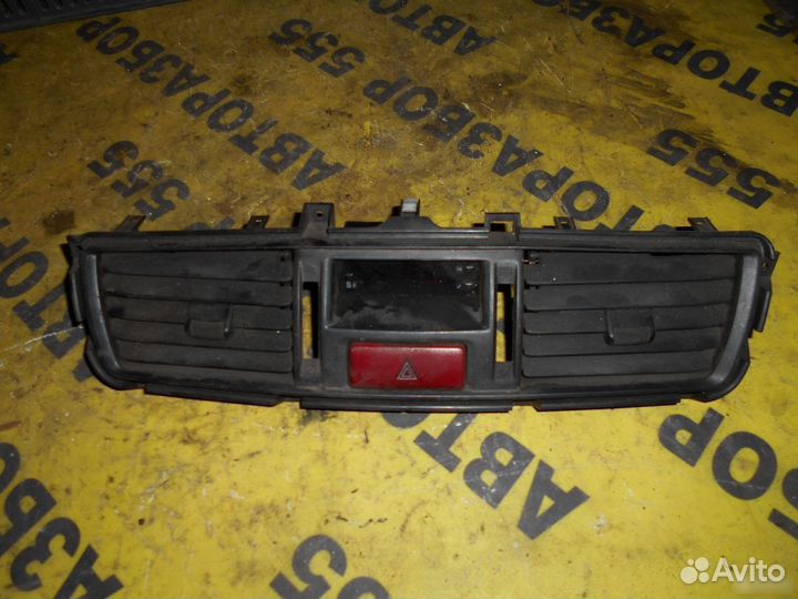 Дефлектор воздушный для Mitsubishi Lancer Cedia (C